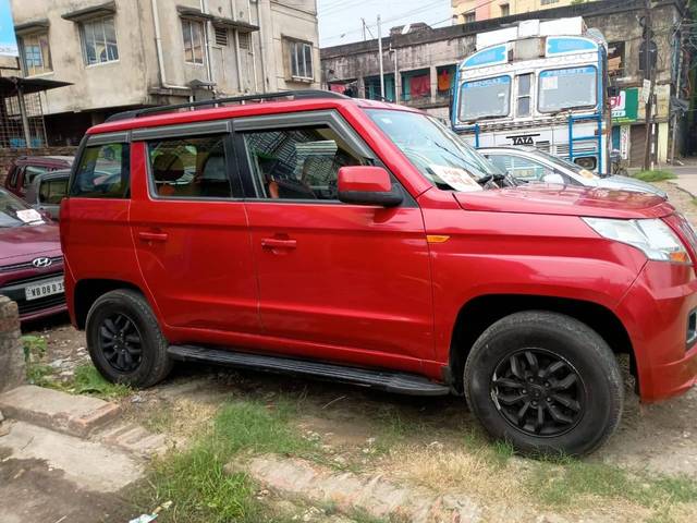 https://images10.gaadi.com/usedcar_image/4634117/original/processed_364247ca572758cd40061ae53e2f0828.jpg?imwidth=6401