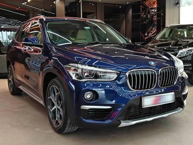 https://images10.gaadi.com/usedcar_image/4634133/original/processed_ec08392ab867411feff51273d2eff8fd.jpg?imwidth=6400