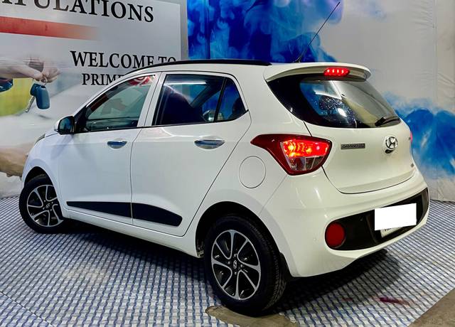 https://images10.gaadi.com/usedcar_image/4634171/original/processed_e368e59349c86fe9ba50d9bbde092848.jpg?imwidth=6401