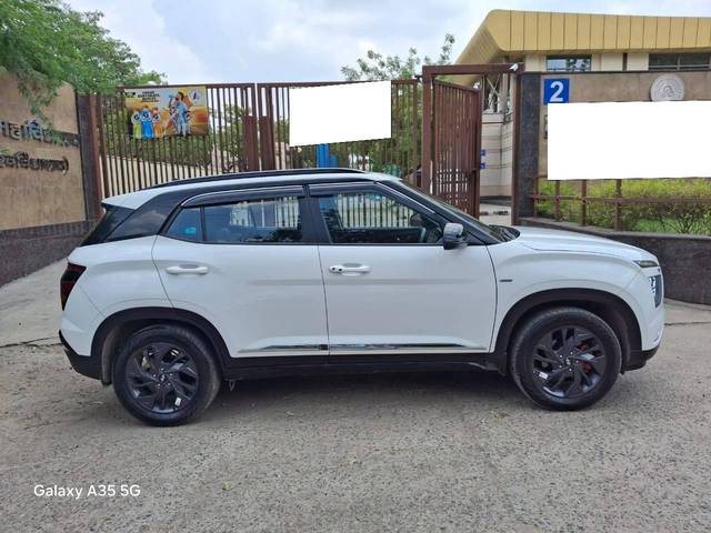 https://images10.gaadi.com/usedcar_image/4634185/original/processed_af53f36b55f172c747c118ab3f12510b.jpg?imwidth=6401