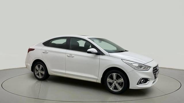 https://images10.gaadi.com/usedcar_image/4634204/original/6bda55d01ecad87ae9636a62ac93af75.jpg?imwidth=6400