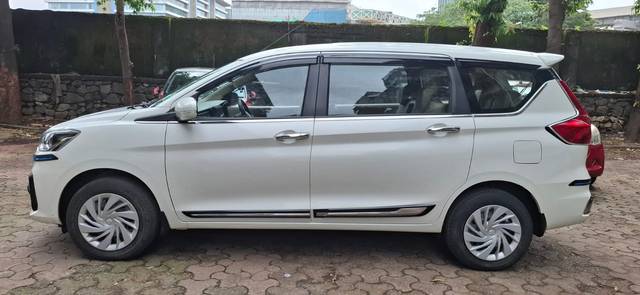 https://images10.gaadi.com/usedcar_image/4634213/original/b0be0bc3139759724227744816587a45.jpg?imwidth=6401