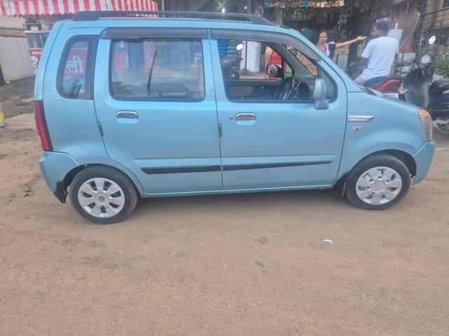 https://images10.gaadi.com/usedcar_image/4634220/original/processed_74a2e313e9273448b6f9d8099c14fbef.jpg?imwidth=6402
