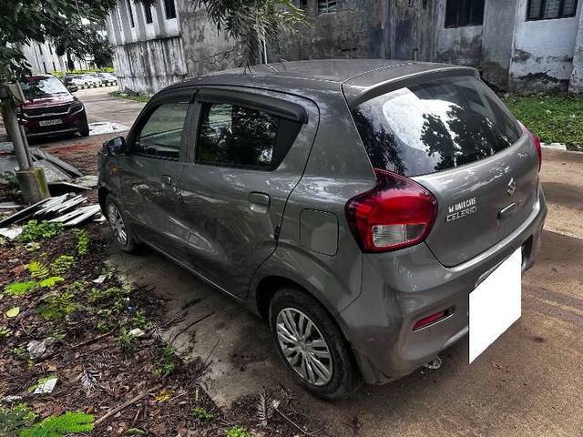 https://images10.gaadi.com/usedcar_image/4634254/original/processed_7c91d9e4-1b7a-45f7-926d-2529e788b650.jpeg?imwidth=6402
