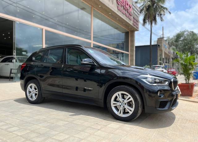 https://images10.gaadi.com/usedcar_image/4634279/original/processed_230fb2af1068f6e517553c1805f1a34d.jpg?imwidth=6400
