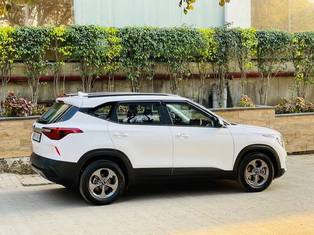 https://images10.gaadi.com/usedcar_image/4634283/original/ce0a9600a6666e3b10f7392d7b88b84b.jpg?imwidth=6401