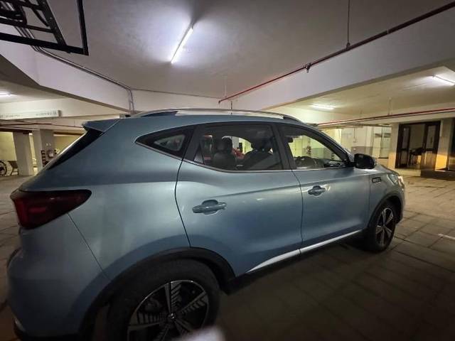 https://images10.gaadi.com/usedcar_image/4634312/original/processed_12e08ce6-a7ea-4e2b-8d80-1d4d9c7237cf.jpeg?imwidth=6401