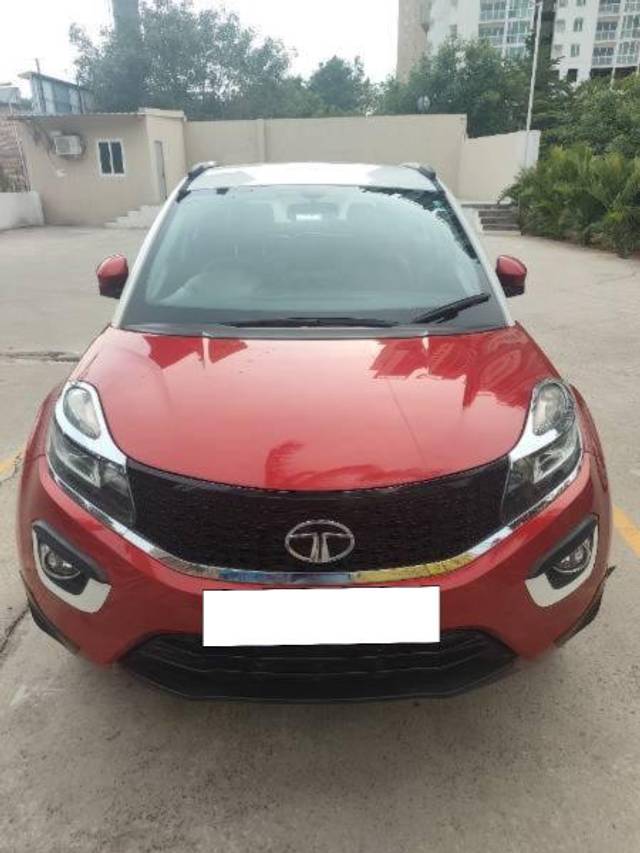 https://images10.gaadi.com/usedcar_image/4634321/original/processed_1c45e967-4438-46e7-9c54-a73fa267d512.jpg?imwidth=6400