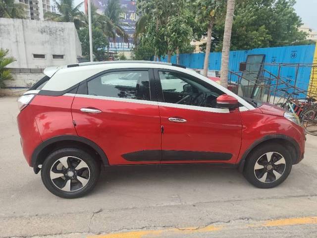 https://images10.gaadi.com/usedcar_image/4634321/original/processed_7579c19f-1d22-481d-a97a-376353d85e4c.jpg?imwidth=6401
