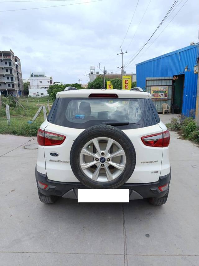 https://images10.gaadi.com/usedcar_image/4634325/original/processed_5397cf07be4e43f06e248fd615ffc025.jpg?imwidth=6402