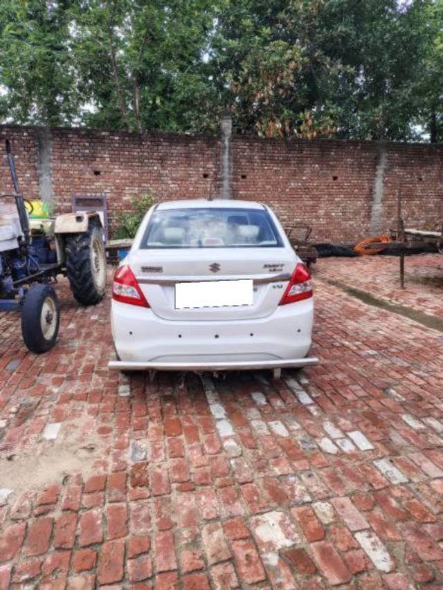 https://images10.gaadi.com/usedcar_image/4634335/original/processed_526b3847-98e6-496d-8832-8fdd3ea5ff26.jpeg?imwidth=6401