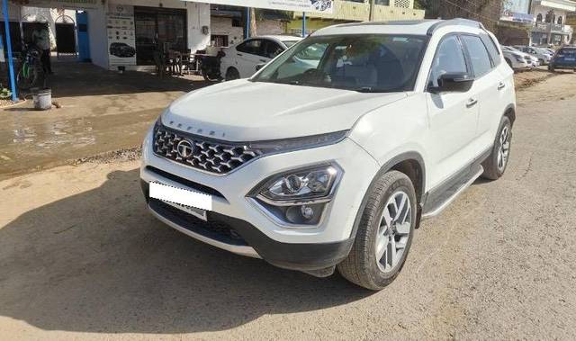 https://images10.gaadi.com/usedcar_image/4634357/original/processed_ad5af152-db6b-4952-bf63-e60c7b4611f2.jpeg?imwidth=6400