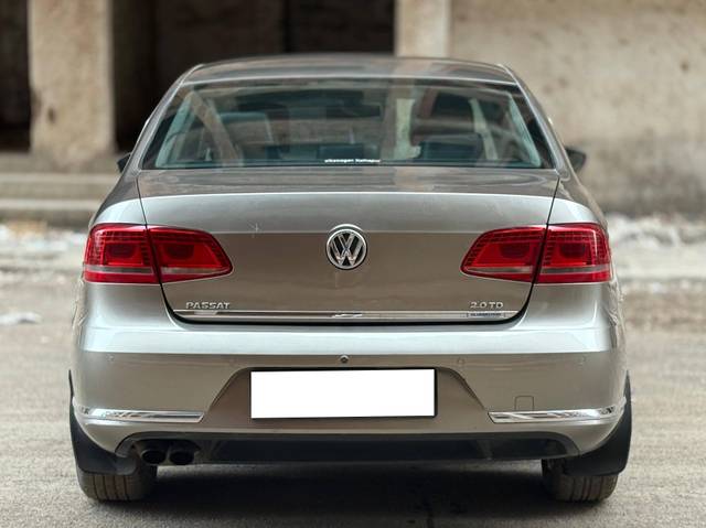 https://images10.gaadi.com/usedcar_image/4634408/original/processed_0b568b60dd591d6cfd3cb1f5c42b19dc.jpg?imwidth=6402
