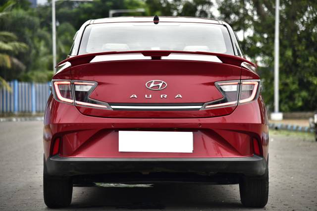 https://images10.gaadi.com/usedcar_image/4634418/original/processed_7e4b98d742e224dfe0f35890d112e1c5.jpg?imwidth=6402