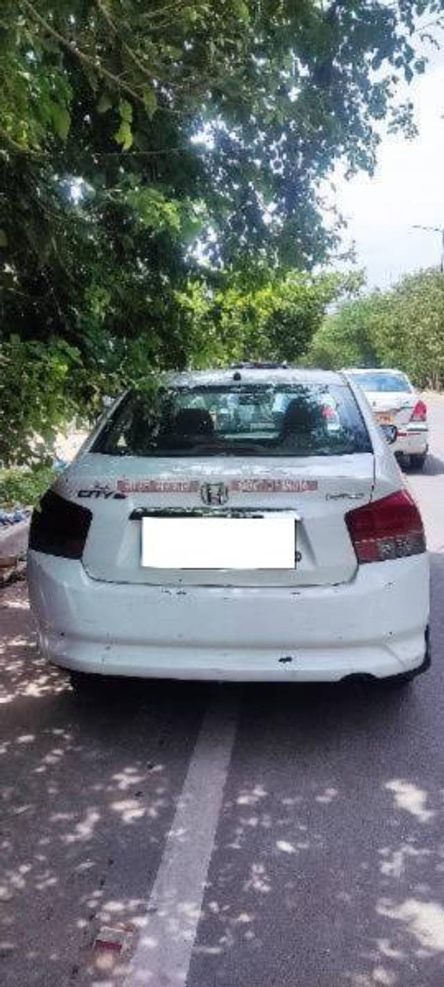 https://images10.gaadi.com/usedcar_image/4634421/original/processed_c95ddbef-65d2-4614-8155-93b3ca1e4f0b.jpg?imwidth=6402