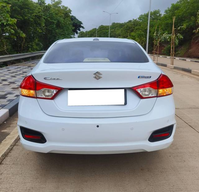 https://images10.gaadi.com/usedcar_image/4634423/original/processed_4af582aa78e0b8e20588e756ff7ffb5b.jpg?imwidth=6402