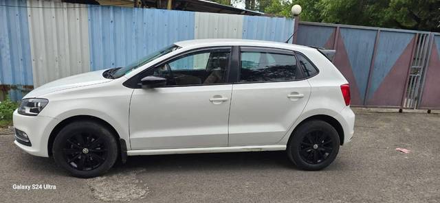 https://images10.gaadi.com/usedcar_image/4634486/original/processed_1fd3025c-64be-4017-89e7-3d6b8897ab22.jpg?imwidth=6402
