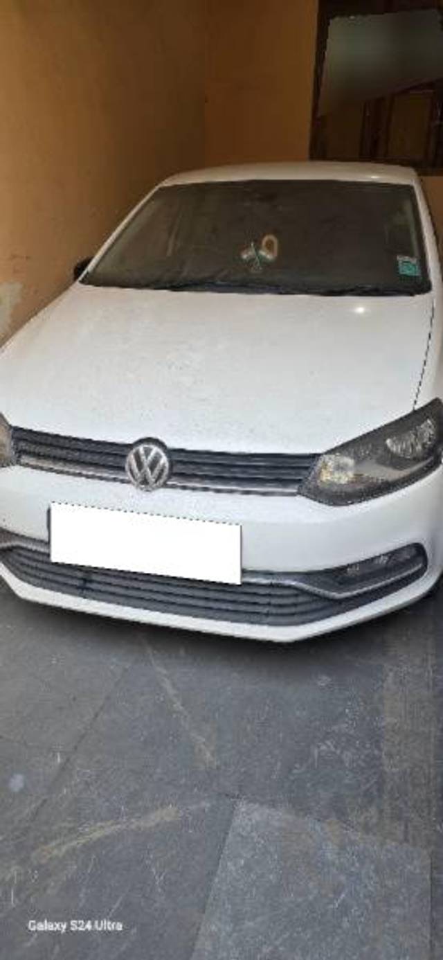 https://images10.gaadi.com/usedcar_image/4634486/original/processed_b4cc05c1-0228-4135-aa0a-c73bc4a51414.jpg?imwidth=6400