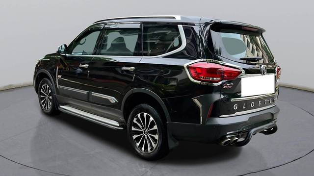 https://images10.gaadi.com/usedcar_image/4634495/original/processed_24069ec195b36457c4cf6d676ff9b671.jpeg?imwidth=6402