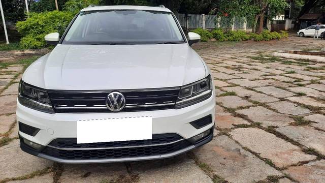 https://images10.gaadi.com/usedcar_image/4634501/original/processed_1fecd942-c8bc-4ac8-9ebb-d324bd462e3a.jpg?imwidth=6400