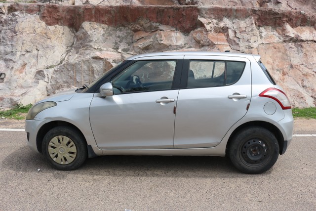 Second-hand 2011 Maruti Suzuki Swift VDI for sale in Jodhpur-3