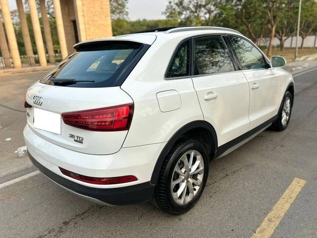 https://images10.gaadi.com/usedcar_image/4634515/original/processed_ec7cc507b6d6c4ff7f2789ed284d2e91.jpg?imwidth=6402