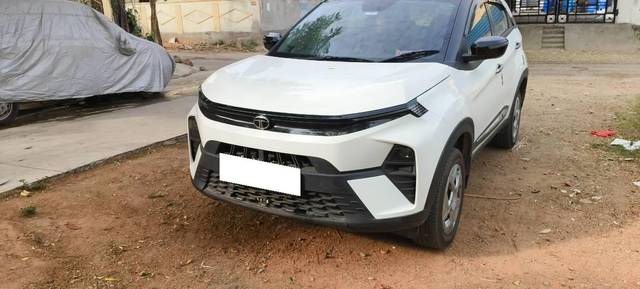 https://images10.gaadi.com/usedcar_image/4634519/original/processed_4a72a3a1-cb1f-4cec-9b07-858a21e444a7.jpg?imwidth=6400