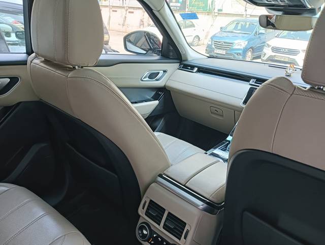 https://images10.gaadi.com/usedcar_image/4634520/original/379388b5eb652c86c421bddcd4cacf06.jpg?imwidth=6402