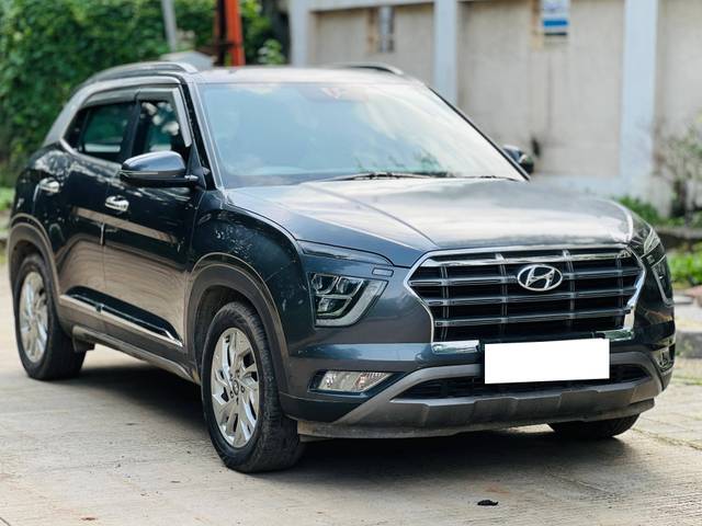 https://images10.gaadi.com/usedcar_image/4634571/original/processed_ea4ece09-7c90-4546-b1d8-c4ada2b8e8c4.jpg?imwidth=6400