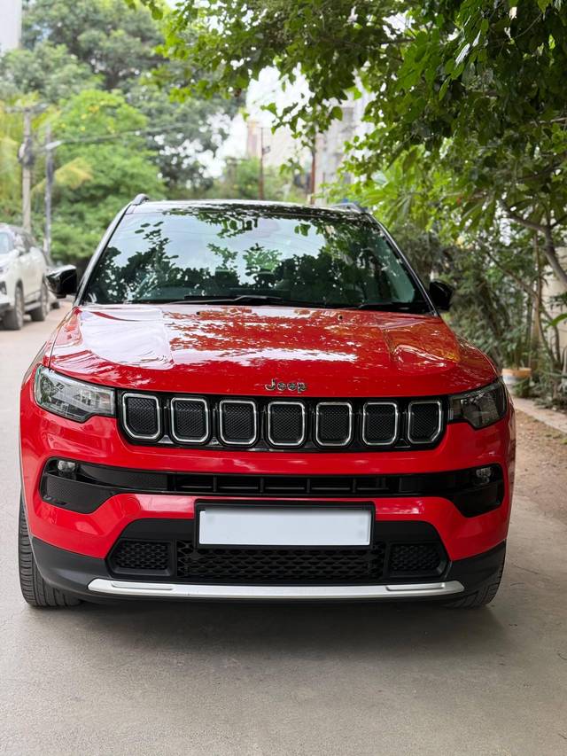 https://images10.gaadi.com/usedcar_image/4634585/original/processed_8042e519-778c-44b2-b907-6a60ae2d0bf9.jpg?imwidth=6402