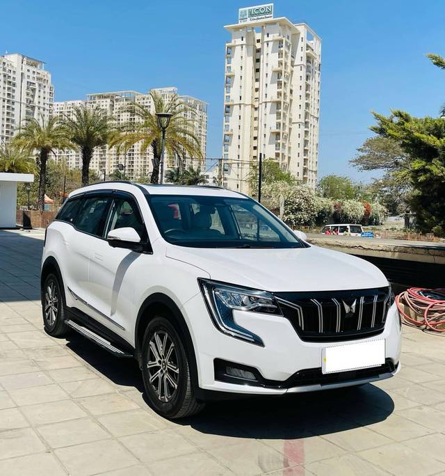 https://images10.gaadi.com/usedcar_image/4634588/original/processed_a9e3d3c5ed9af37f6c75c229b337d501.jpg?imwidth=6401