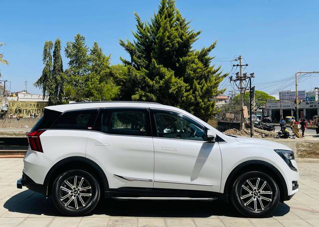 https://images10.gaadi.com/usedcar_image/4634588/original/processed_e3fb8c6df986c51fc526fe61e88be0e5.jpg?imwidth=6402