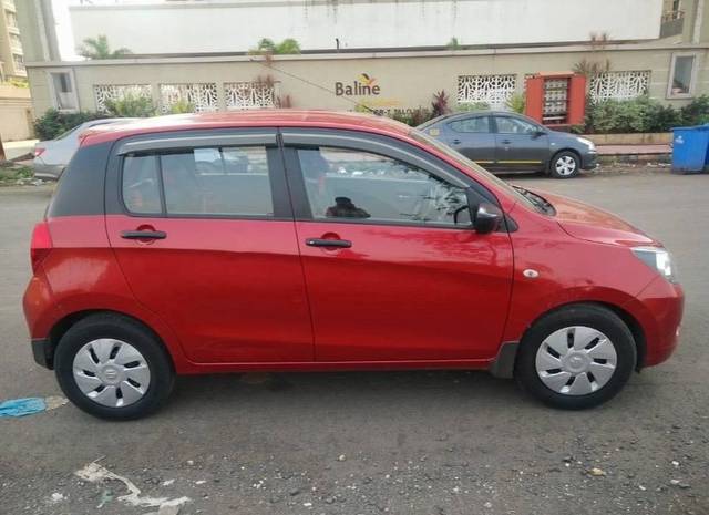 https://images10.gaadi.com/usedcar_image/4634589/original/processed_98558c12-7598-4fcb-989c-117955aeebbc.jpeg?imwidth=6401