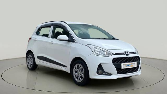 https://images10.gaadi.com/usedcar_image/4634593/original/171ad86a51c1d1ba2ba50c24a0d19b2f.jpg?imwidth=6400