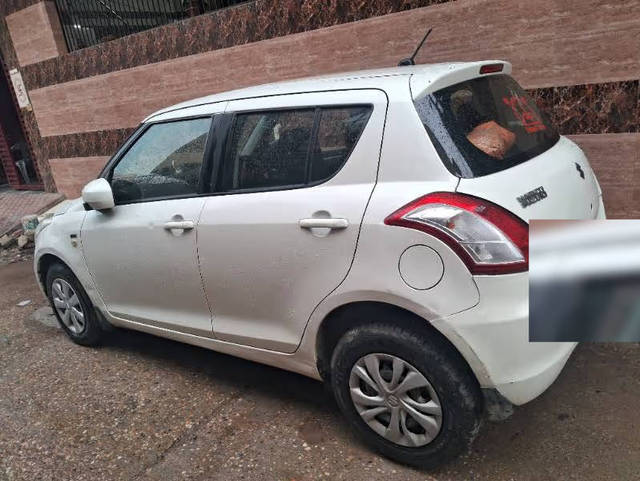 https://images10.gaadi.com/usedcar_image/4634601/original/processed_processed_064d8192-d1fa-43b7-bae9-57473ce5e80a.png?imwidth=6400