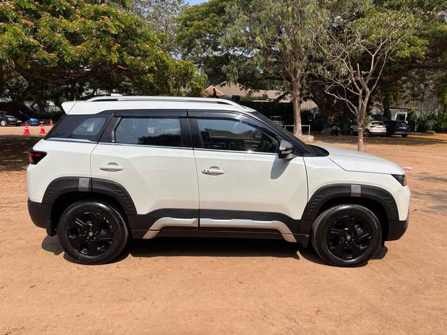 https://images10.gaadi.com/usedcar_image/4634631/original/c03aa440c98d291e95f30264b82b1eac.jpg?imwidth=6401