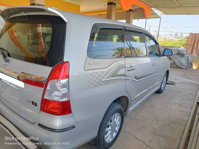 https://images10.gaadi.com/usedcar_image/4634633/original/processed_36615588-3bec-4fa1-bebd-f79e529391b5.jpg?imwidth=6401