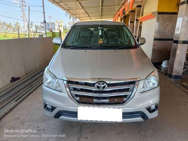 https://images10.gaadi.com/usedcar_image/4634633/original/processed_ea33ac1b-1a8b-40e7-b623-5803895f2443.jpg?imwidth=6400