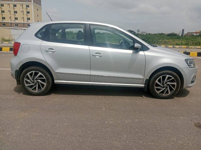 https://images10.gaadi.com/usedcar_image/4634644/original/44c024afde220f2a0f2ea4cb8713f909.jpg?imwidth=6401