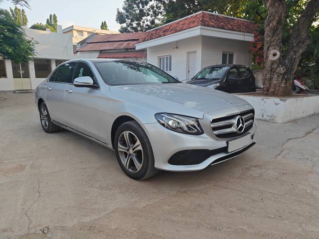 https://images10.gaadi.com/usedcar_image/4634657/original/5b38866f511ce68e7abc46b1a0724819.jpg?imwidth=6400