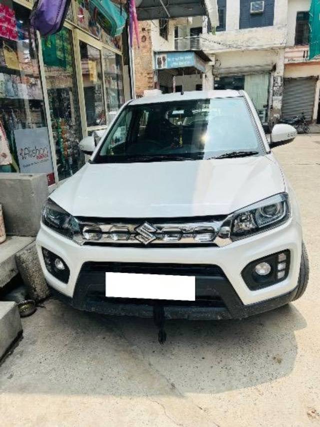 https://images10.gaadi.com/usedcar_image/4634672/original/processed_4f2672cf-2522-4074-be54-f6cf6f120a5f.jpeg?imwidth=6400
