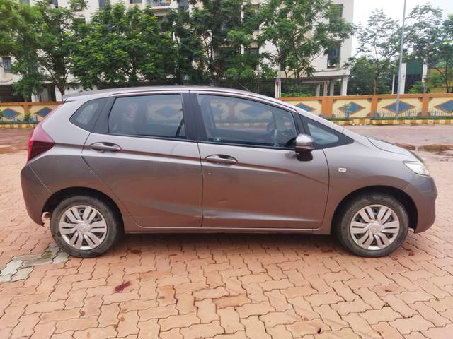 https://images10.gaadi.com/usedcar_image/4634676/original/b668572f0c65c2f78168ff8a0e048fb6.jpg?imwidth=6401