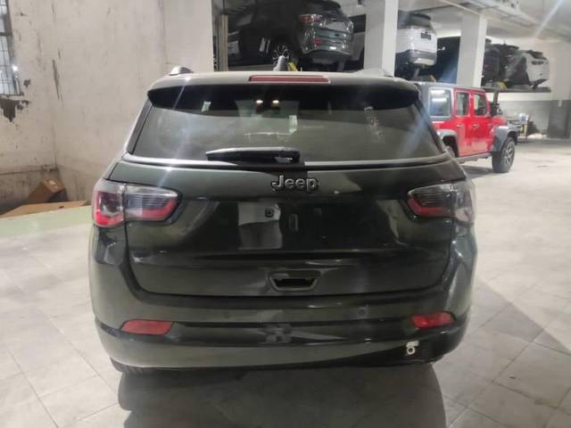 https://images10.gaadi.com/usedcar_image/4634709/original/processed_307fe0fe-1c36-4b13-9073-3ae026322174.jpeg?imwidth=6401
