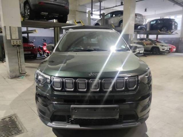 https://images10.gaadi.com/usedcar_image/4634709/original/processed_4ec10357-d216-41d0-9a96-f37c9bc151ac.jpeg?imwidth=6400
