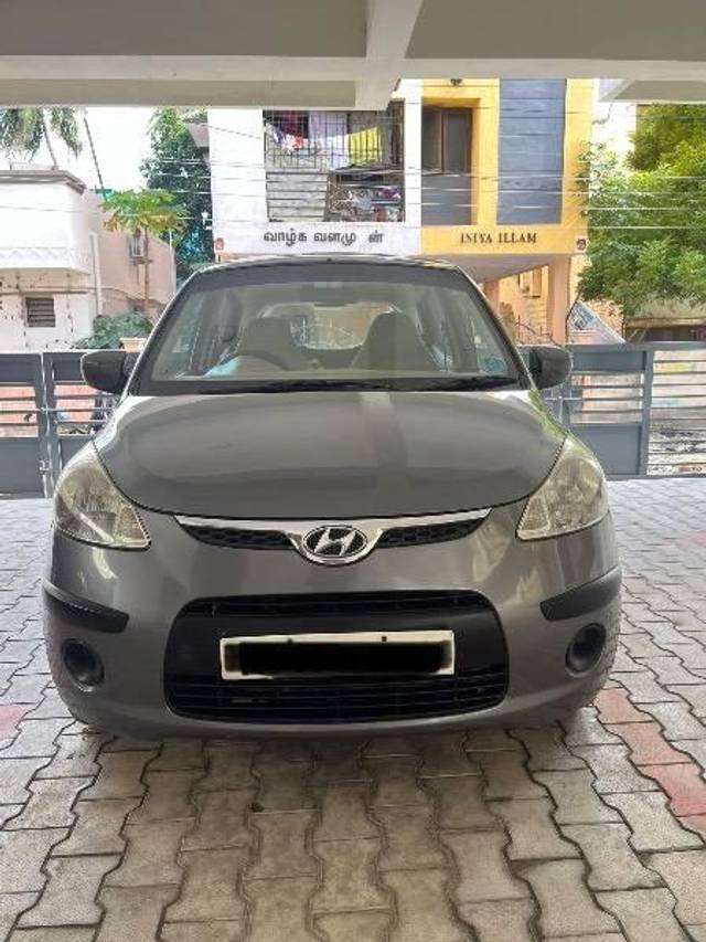 https://images10.gaadi.com/usedcar_image/4634737/original/processed_c8a2ee64-aaa8-49ab-8394-df2865ff0b53.jpeg?imwidth=6400