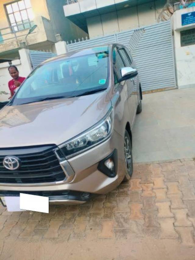 https://images10.gaadi.com/usedcar_image/4634757/original/processed_bfcd8b90-b186-4423-a98f-074f1747e0a5.jpg?imwidth=6400