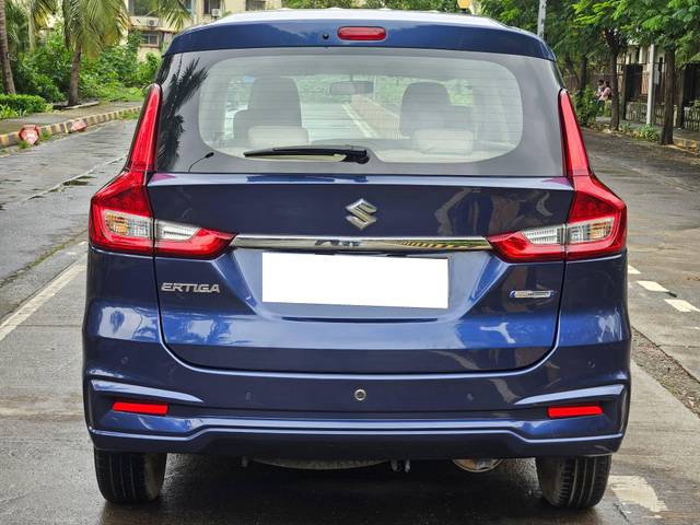 https://images10.gaadi.com/usedcar_image/4634760/original/processed_953365148819e58720cb45c0cd4cc104.jpg?imwidth=6402