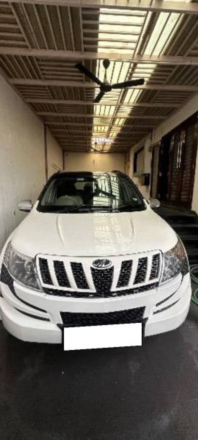 https://images10.gaadi.com/usedcar_image/4634765/original/processed_7f53350f-6d6d-4e74-aec8-de5922504229.jpeg?imwidth=6400