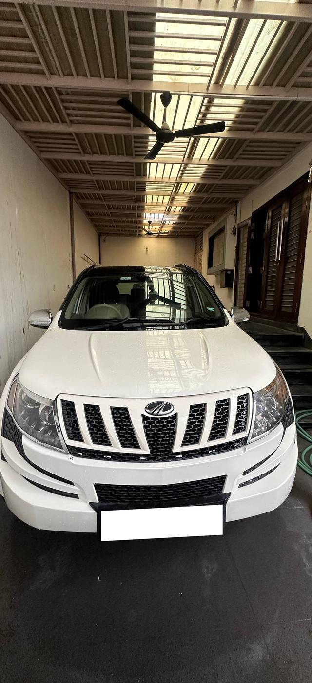https://images10.gaadi.com/usedcar_image/4634775/original/processed_a633c76f-2167-4358-acdf-4e8751b3ace8.jpeg?imwidth=6400
