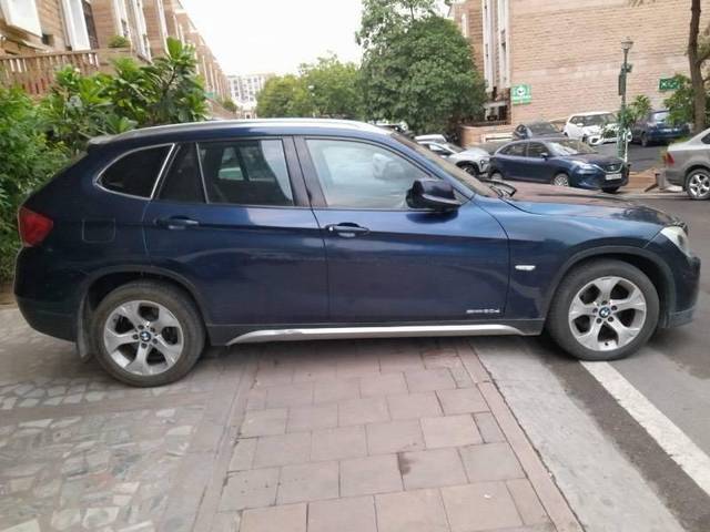 https://images10.gaadi.com/usedcar_image/4634786/original/processed_de86e412-2d5a-445f-94ff-325bfa8660ec.jpeg?imwidth=6401